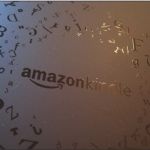 Amazon будет размещать в электронных книгах рекламу